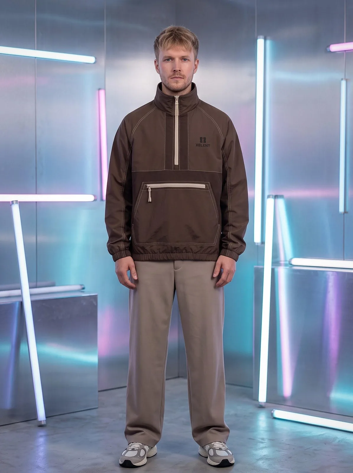 Espresso Brown and Sand Funnel Neck Anorak, Custom Logo OEM Ripstop Anorak, Unisex Streetwear Factory — front view