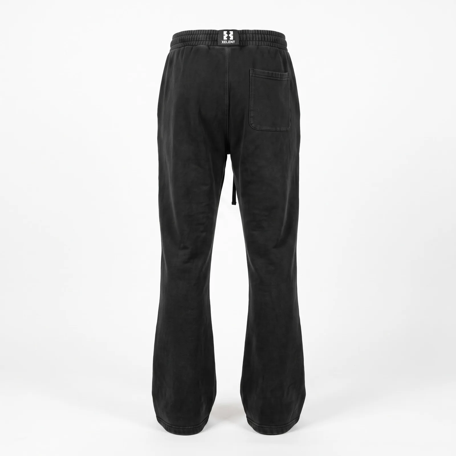 Custom Flared Sweatpants 400 GSM Mineral Wash Heavyweight Fleece Stacked Hem Black Streetwear OEM Wholesale — back view