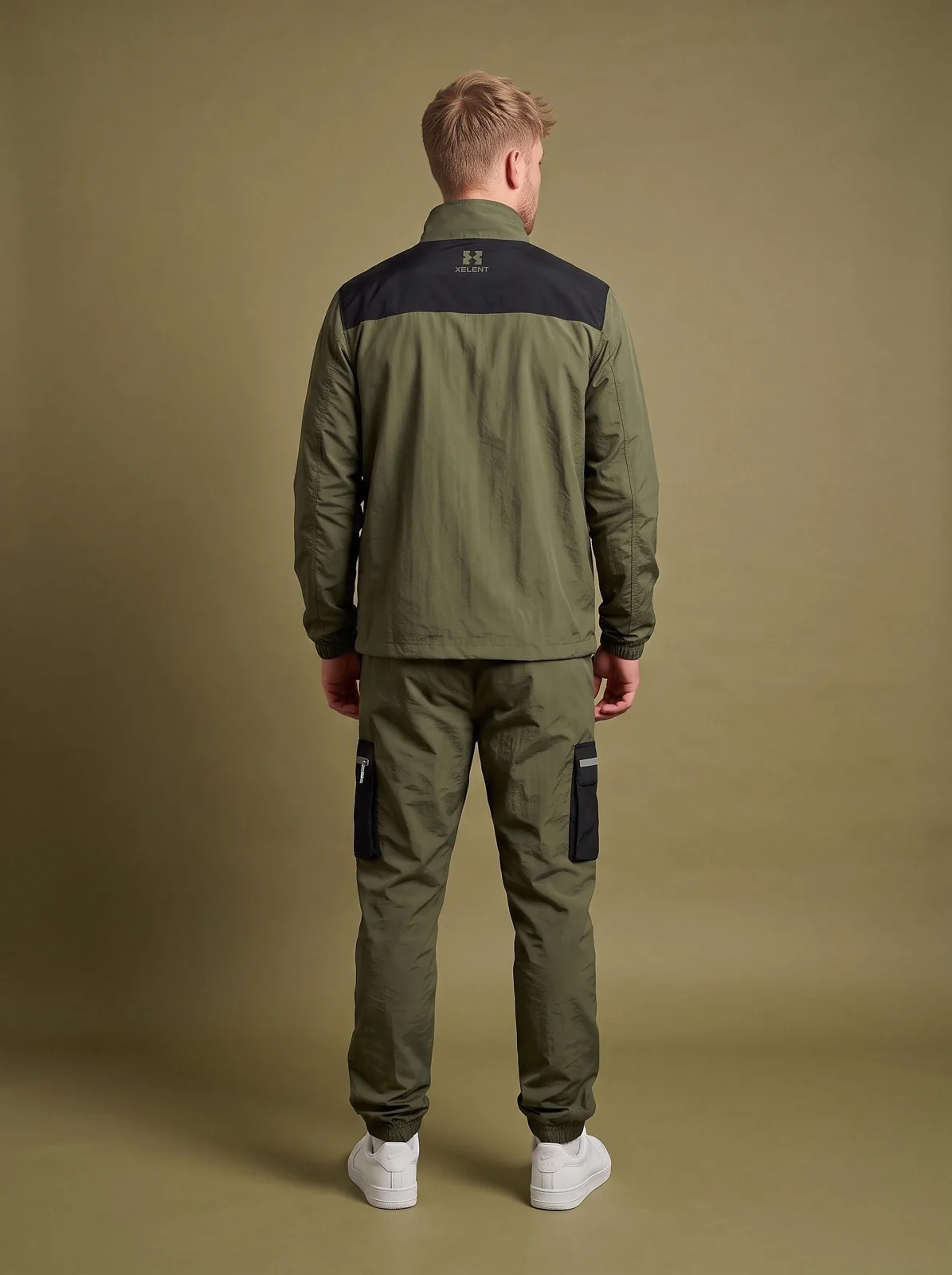 Moss Green Windbreaker Set, Custom Logo OEM Nylon Jacket and Pants Tracksuit, Unisex Manufacturer — back view